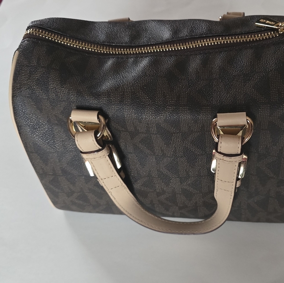 MICHAEL Michael Kors Brown/Beige Signature Coated Canvas - Picture 4 of 16